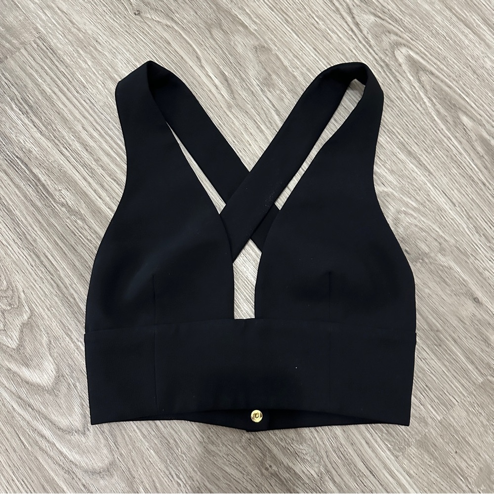 Aritiza Wilfred gerland criss cross back 00